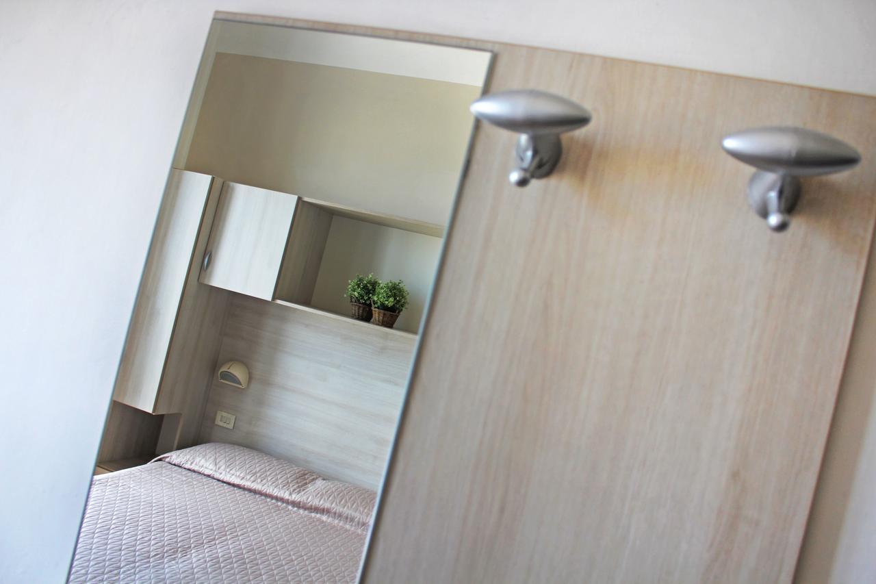 Hotel Lungomare Cattolica Zewnętrze zdjęcie