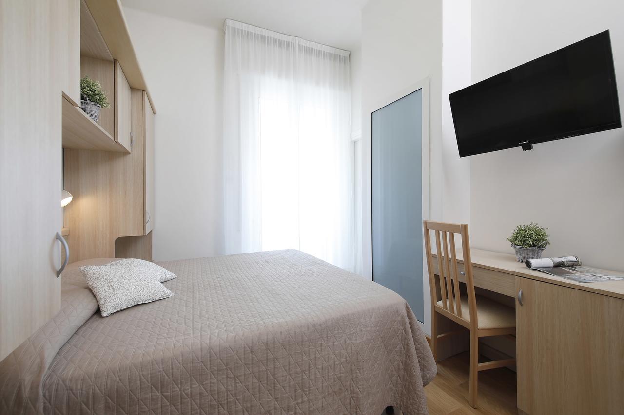 Hotel Lungomare Cattolica Zewnętrze zdjęcie